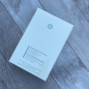 Monat Double Action Hydrating Serum